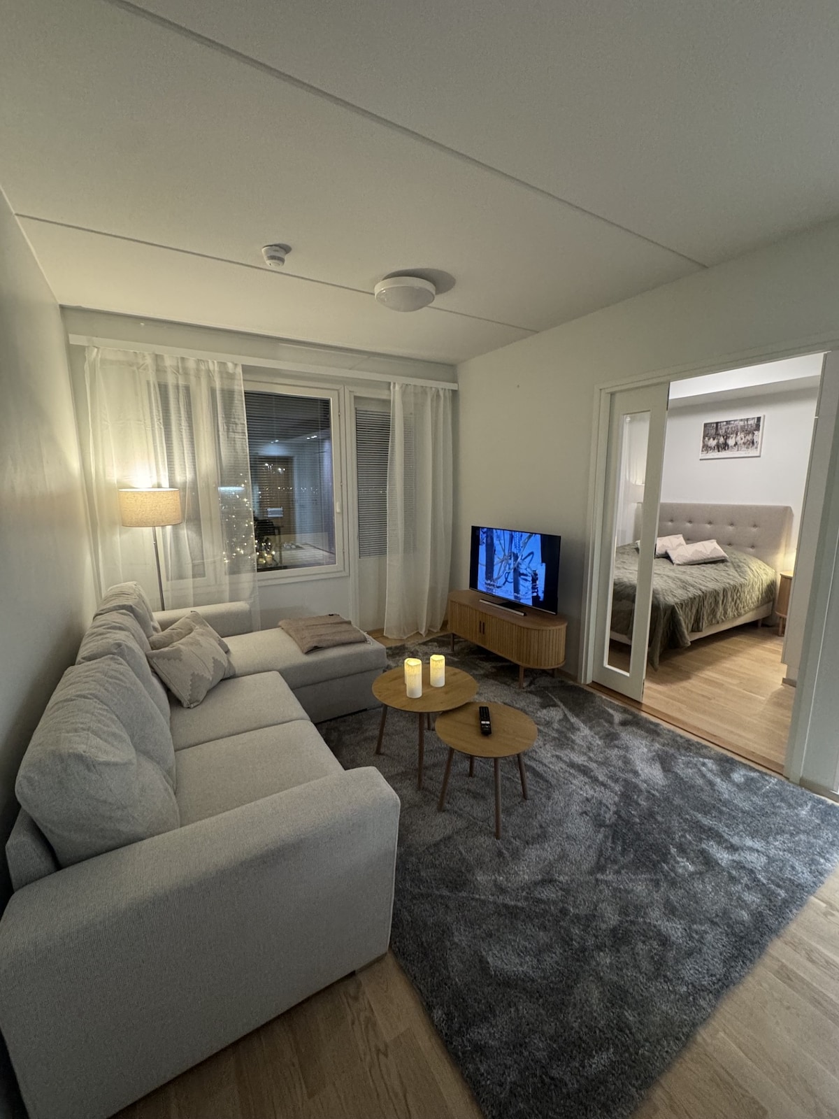 3 asuntoa Siljotiellä olohuone